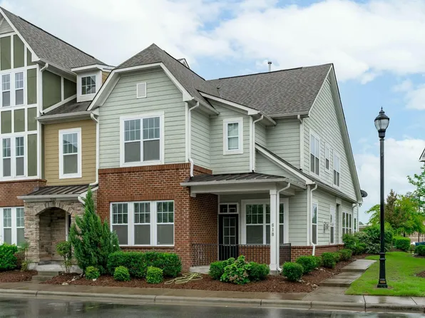 618 Balsam Fir Dr, Cary, NC 27519