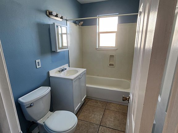 2nd image of 2006 Chalona Ln APT 4B