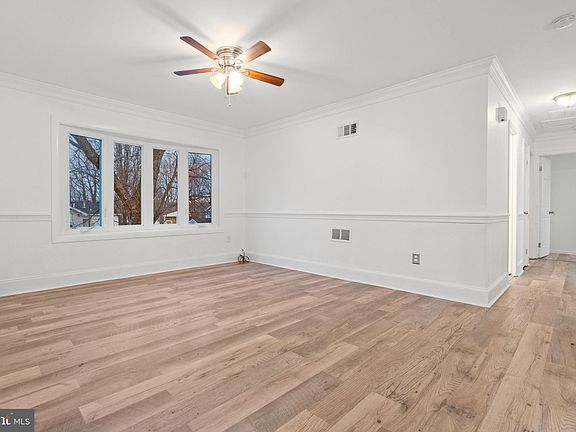 4th image of 4710 Kirkdale Dr