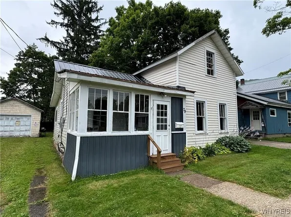 79 Fawn Ave, Salamanca, NY 14779