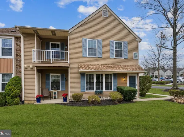 3190 Neils Ct, Mount Laurel, NJ 08054