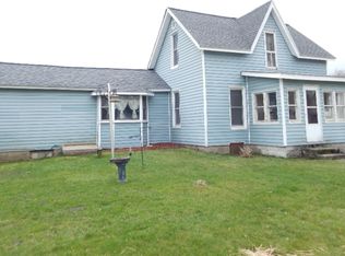 68 S 2nd St NW, Kent City, MI