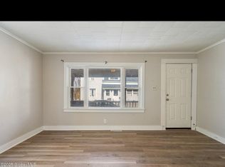 17 Burke St APT 1, Mechanicville, NY 12118