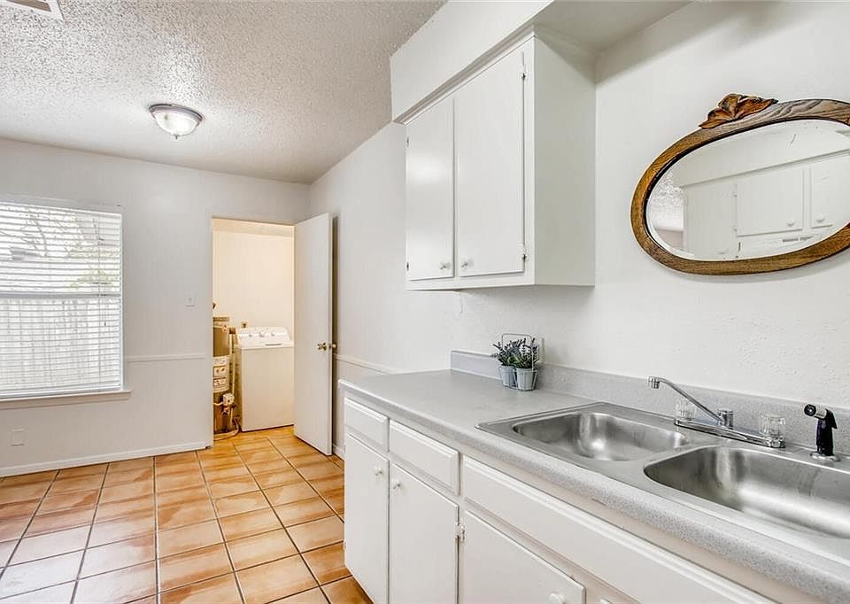 1st image of 3510 Southridge Dr