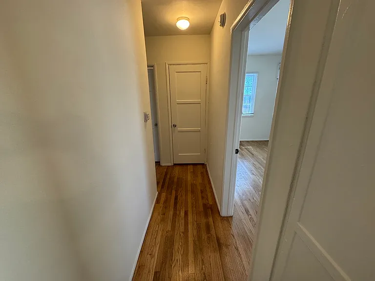 902 Alandele Ave #902 — Photo 9
