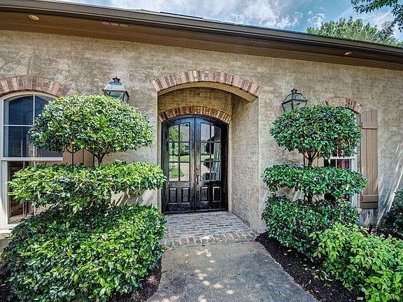 4th image of 506 Eastlake Forest Dr