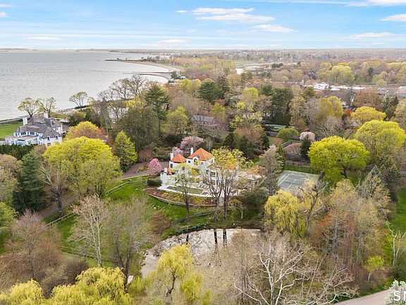 3rd image of 69 Beachside Avenue