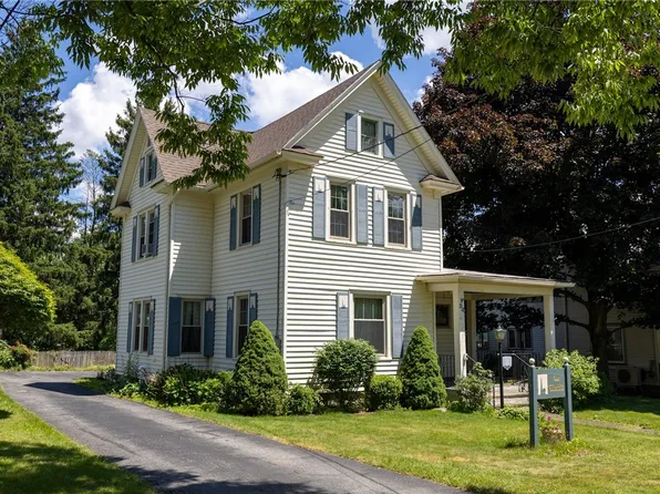 24 Main St, Hammondsport, NY 14840