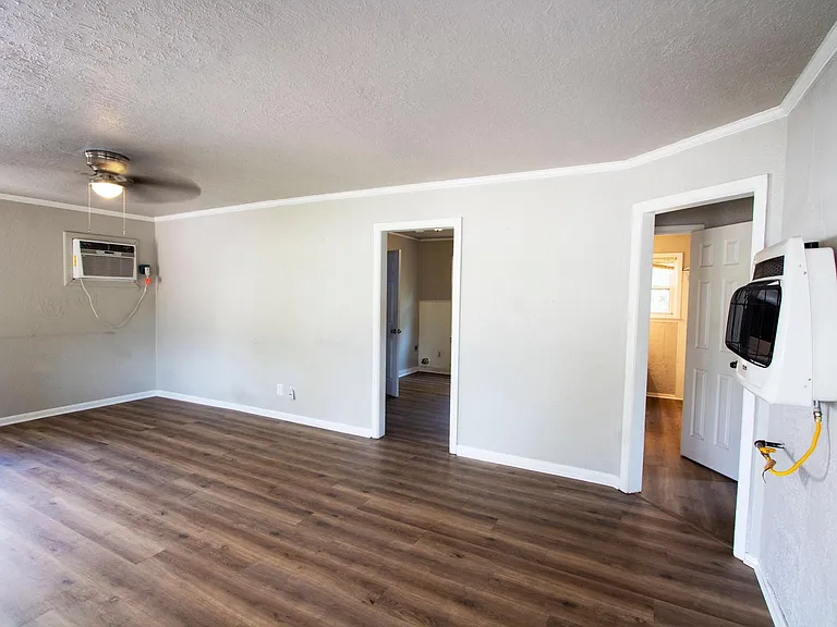 905 N Wilson Ave #A — Photo 8