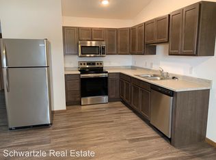 100 W Highpointe St #10, Tea, SD 57064