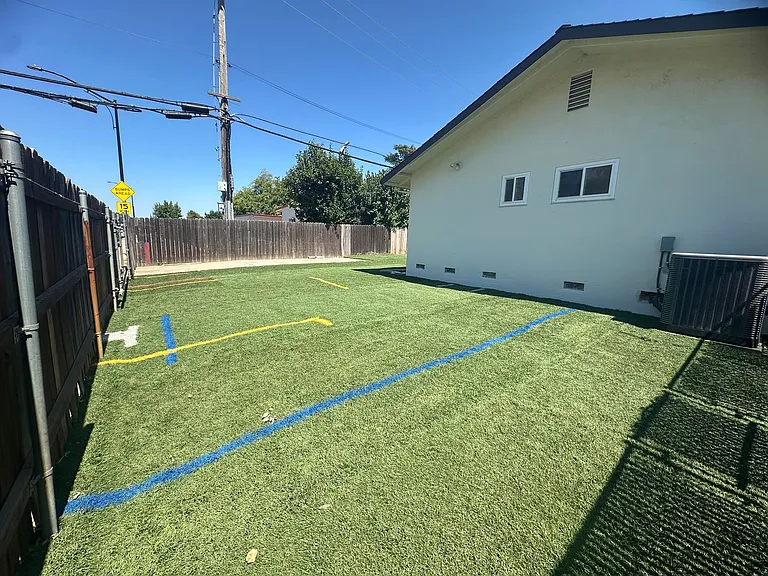 9101 Rosewood Dr — Photo 42