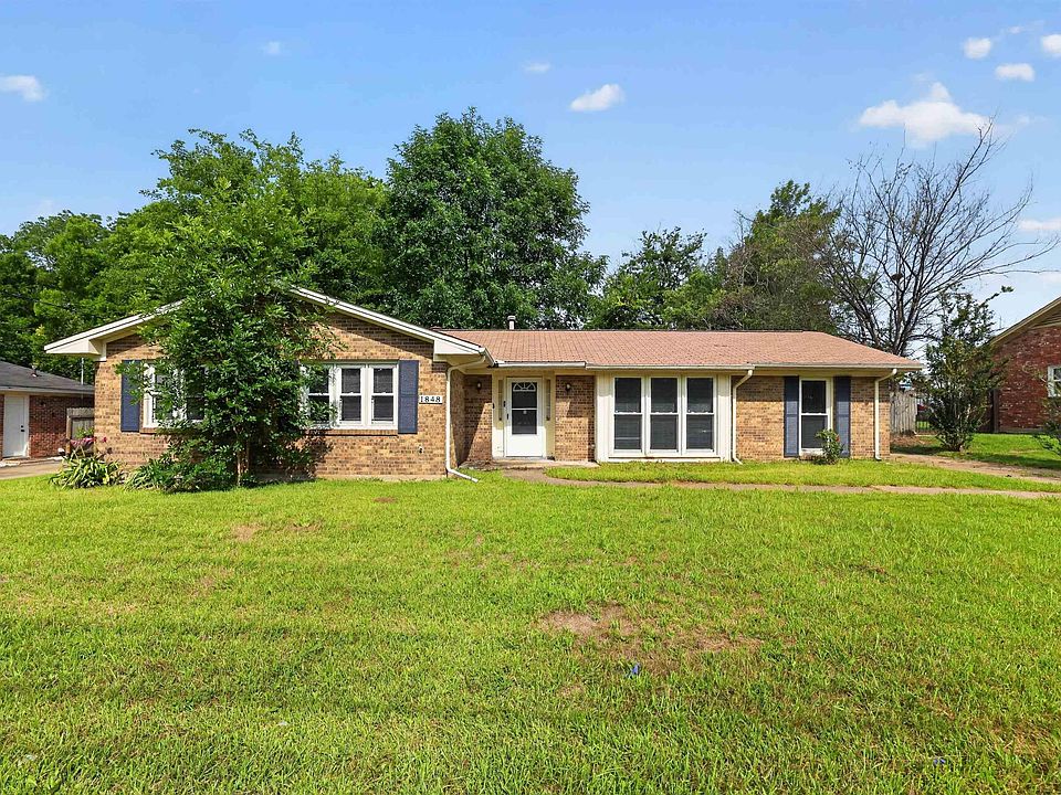 1st image of 1848 Gatewood Dr
