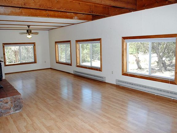 5th image of 196 Sangre De Cristo Cir
