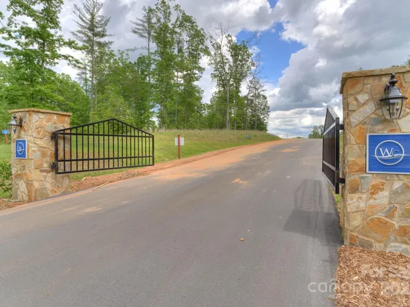 220 Big View Ln #220, Granite Falls, NC 28630