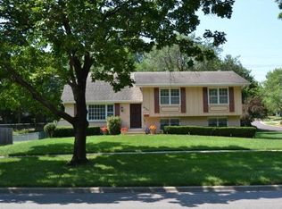 9700 Roe Ave, Overland Park, KS 66207