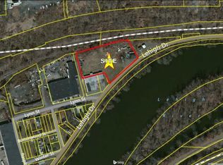981 Lehigh Dr, Easton, PA 18042