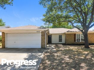 6305 Big Springs Dr, Arlington, TX 76001