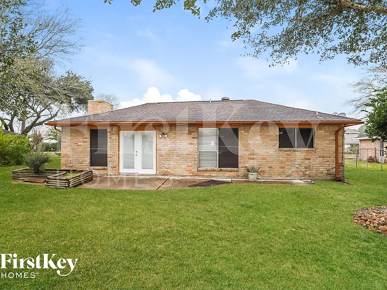 613 W Castle Harbour Dr — Photo 15