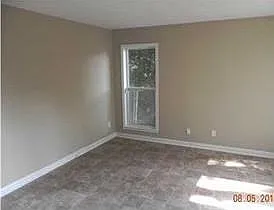 3 bed, 1600 sqft, $1,400 — Photo 3