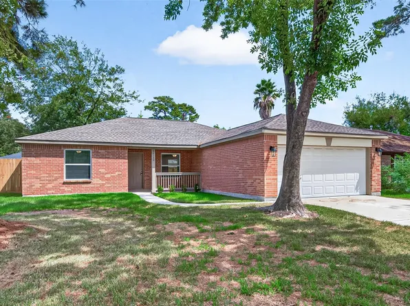 24130 Spring Mill Ln, Spring, TX 77373