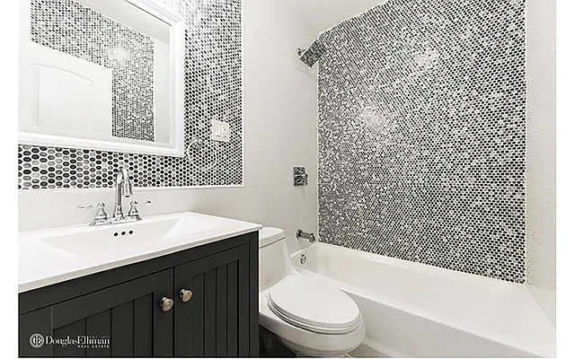 Rented by Douglas Elliman | media 23