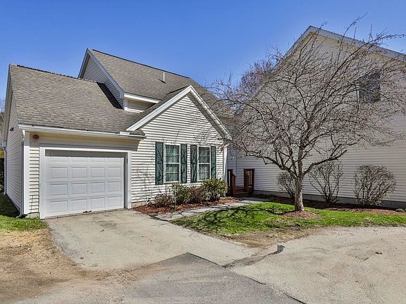 2nd image of 11 Echo Shore Drive