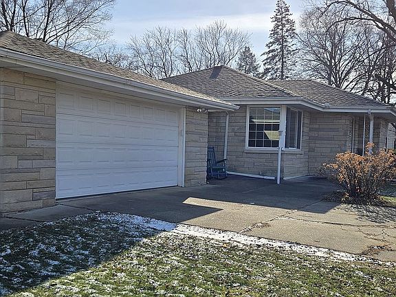 2nd image of 536 Parkovash Ave