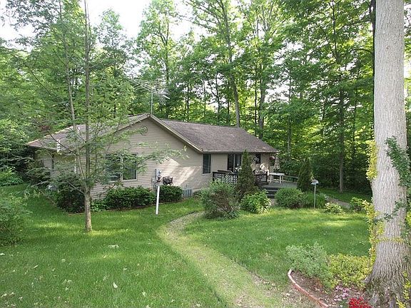 4th image of 810 Kingsway Cir