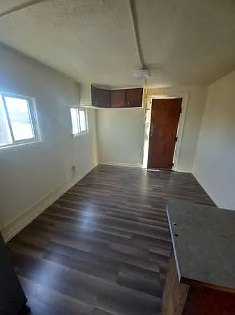2215 Rice Ave — Photo 2