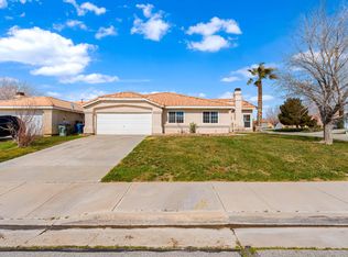 609 Poinsettia Ave, Rosamond, CA 93560