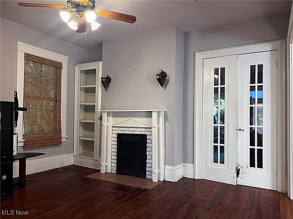 5th image of 3329 Archwood Ave