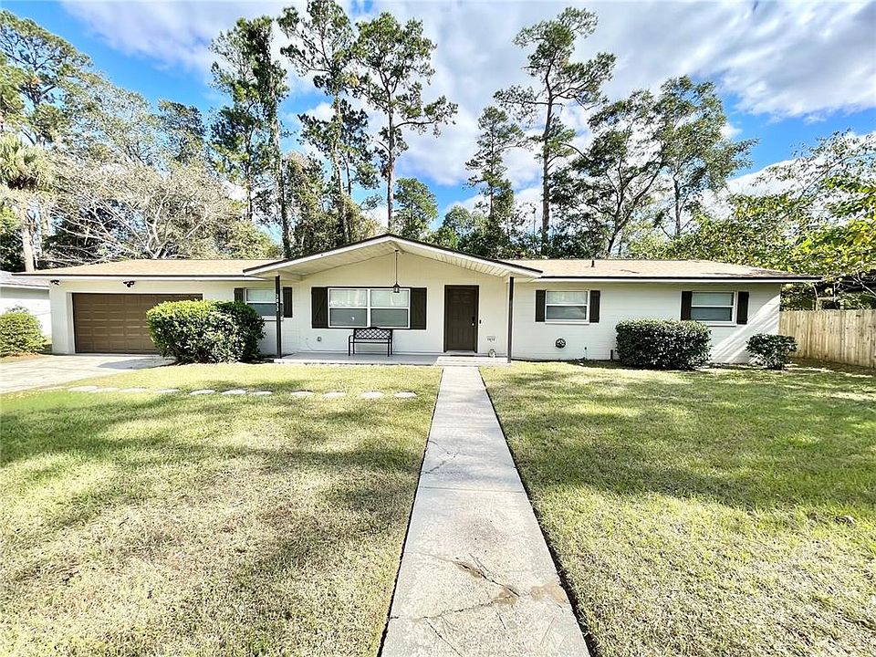 1st image of 2833 NW 21st Ter