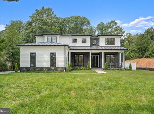 3418 Arnold Ln, Falls Church, VA 22042