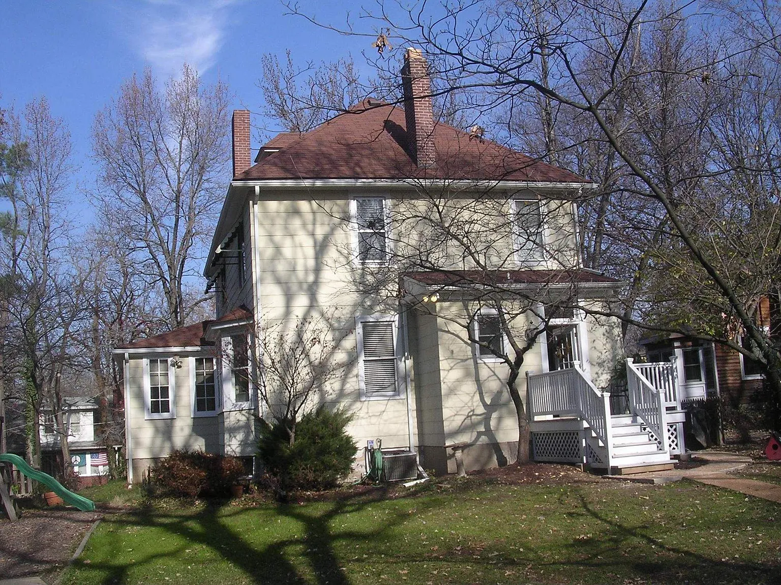 410 E Swon Ave photo 1
