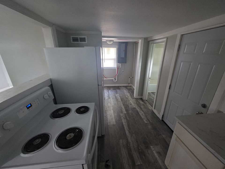 1st image of 2212 S Santa Fe Ave