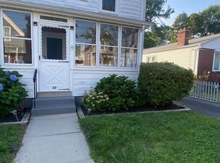 22 Buchanan St #B, Winthrop, MA 02152