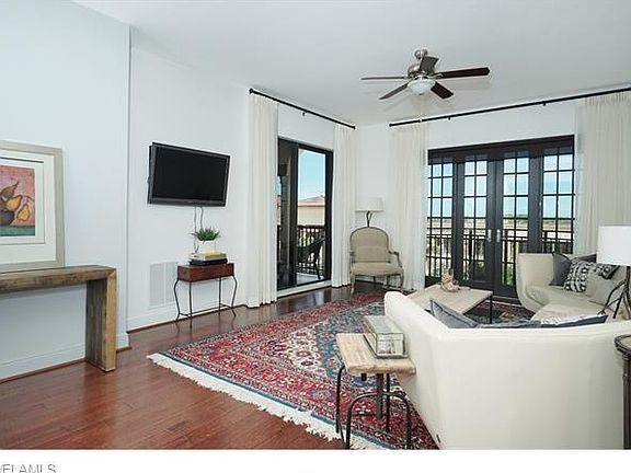 5th image of 23151 Fashion Dr Unit 305