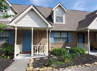 455 Bramblewood Ln APT 8, Knoxville, TN 37922