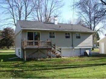 2nd image of 300 Crestview Ave