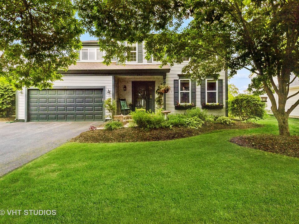 1st image of 243 Cambridge Dr