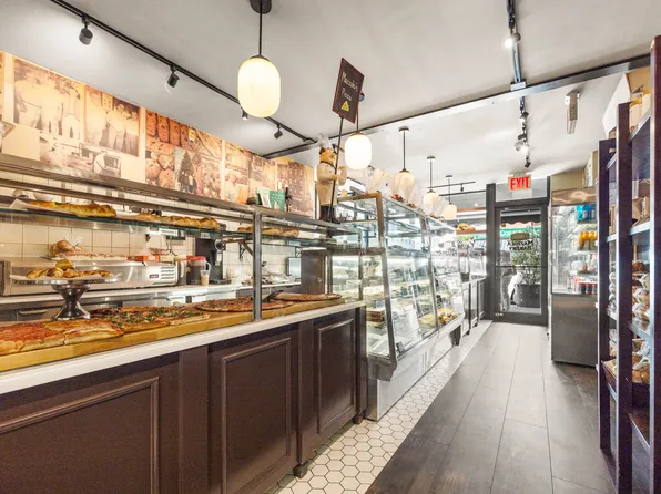 192 Union Street image 8 of 36