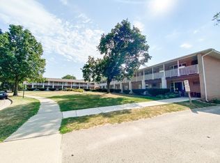 1023 Fiedler Ln APT 3, Madison, WI 53713