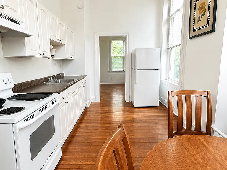 1901 E Lombard St #4 — Photo 2