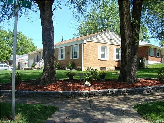 3rd image of 3400 Saint Donald Ln