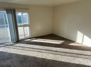 5877 Baltimore Dr APT 18, La Mesa, CA 91942