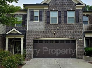 249 Daymire Glen Ln, Cary, NC 27519