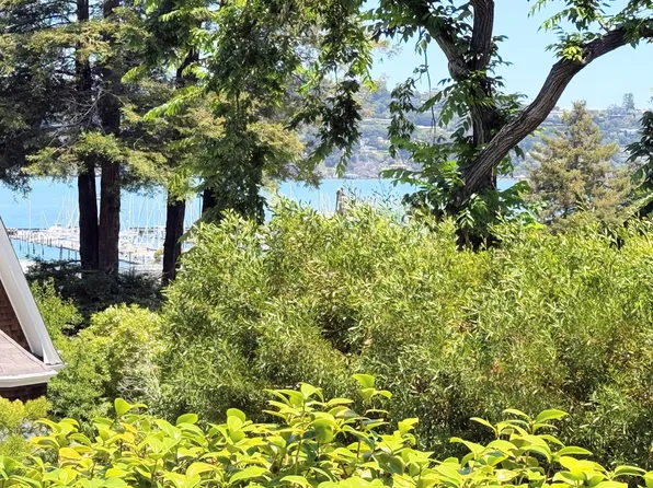 59-61 Girard Ave, Sausalito, CA 94965