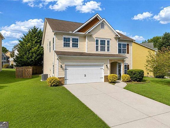 3rd image of 7275 Toccoa Cir