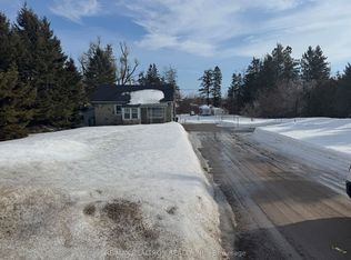 1099 Bayfield St N, Springwater, ON L9X0N1