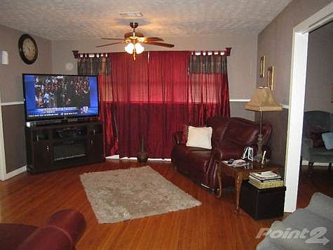 4th image of 1810 Jessie Ln